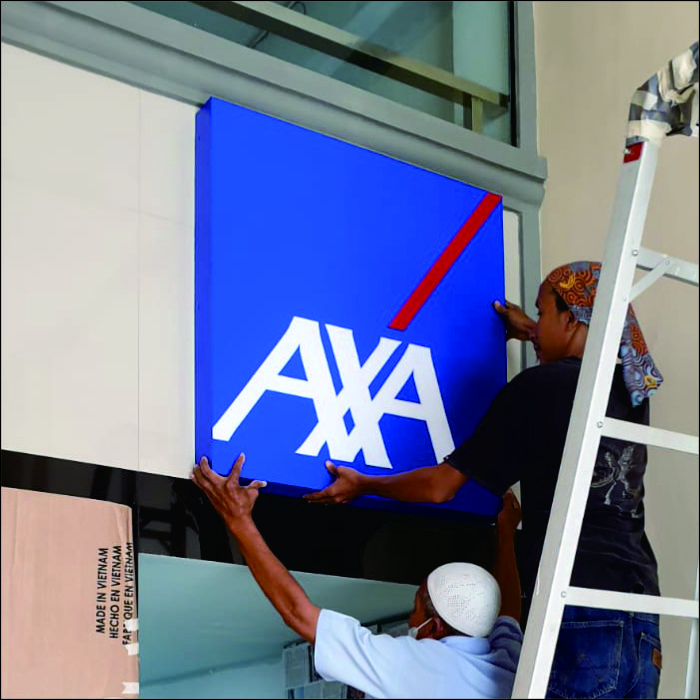 Neon Box AXA 80x80 cm Bandung Barat