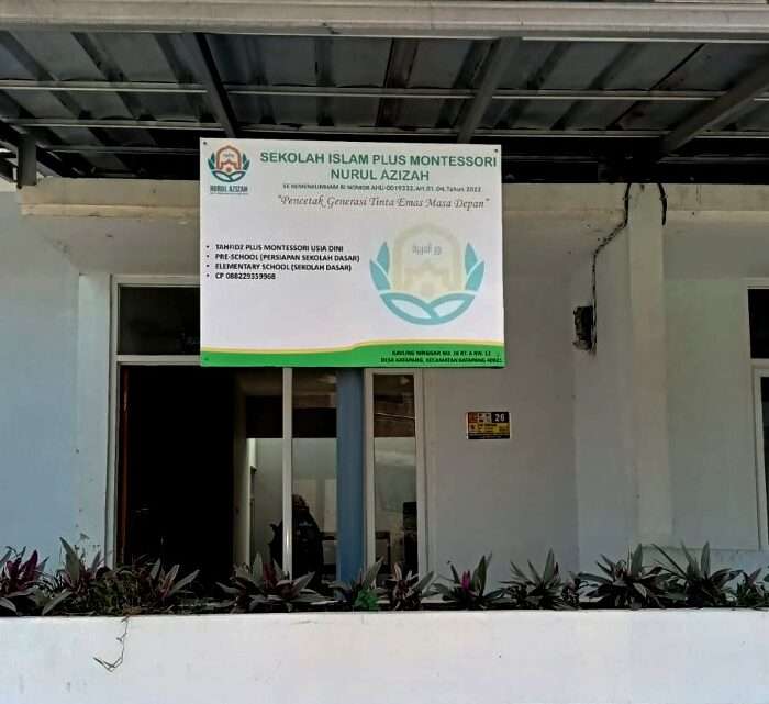 Papan Nama Sekolah Bandung