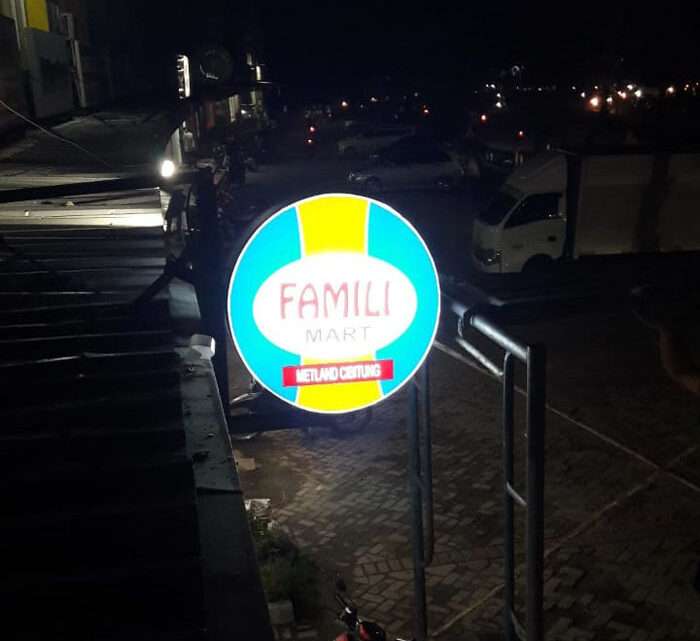 Toko Reklame Bekasi Outlet 2